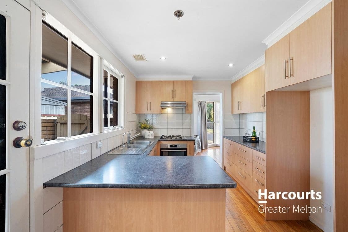 7 Murray Court, WERRIBEE, VIC 3030, Werribee - Thumbnail 5