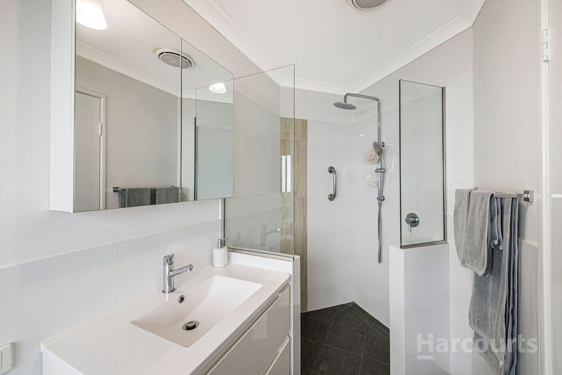 42 Cadoux Loop, HOCKING, WA 6065, Hocking - Thumbnail 8