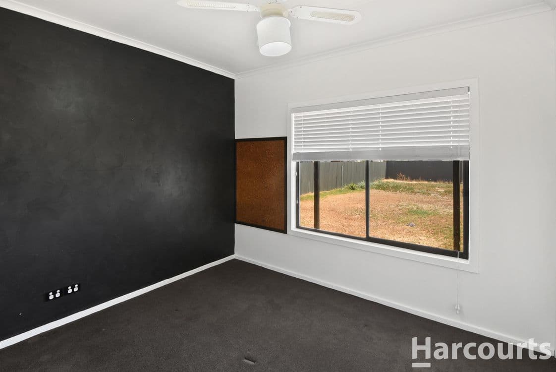 30 Kelsall Street, WARRACKNABEAL, VIC 3393, Warracknabeal - Thumbnail 8