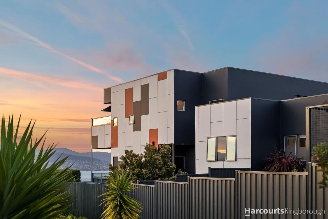 17 Regatta Place, TRANMERE, TAS 7018, Tranmere - Thumbnail 2