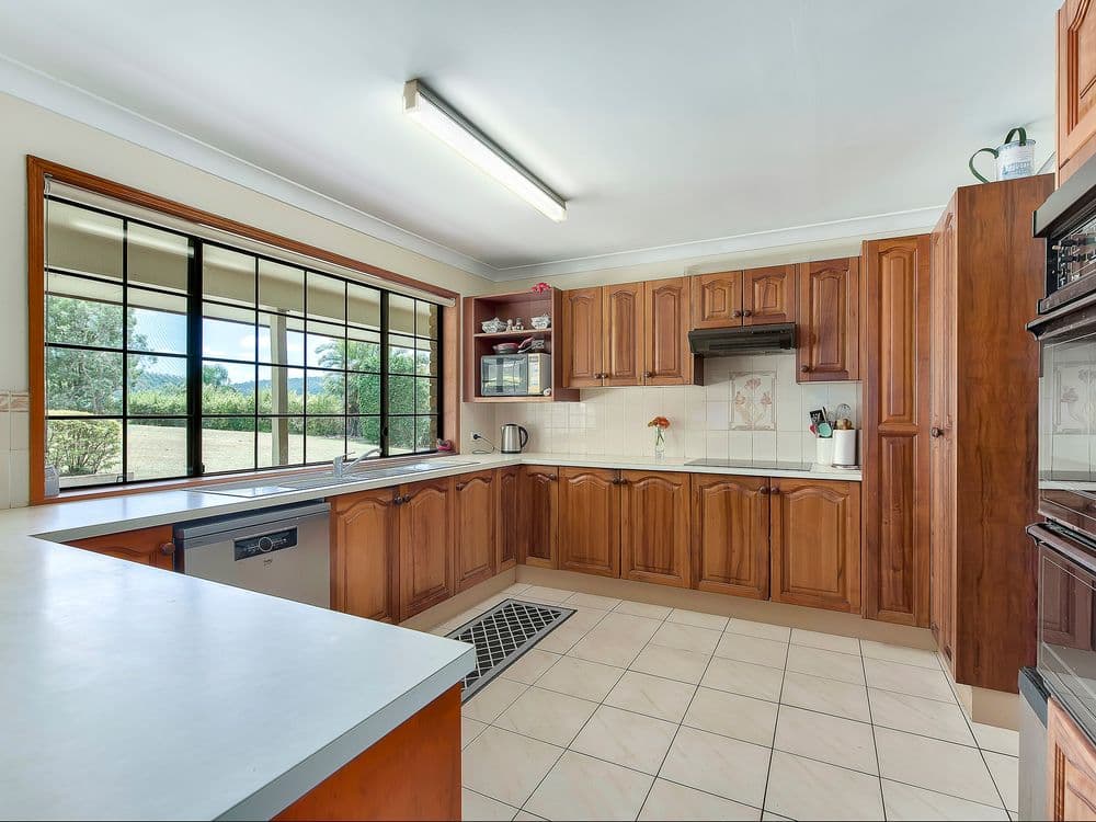 15 Walsall Street, THE GAP, QLD 4061, The Gap - Thumbnail 5