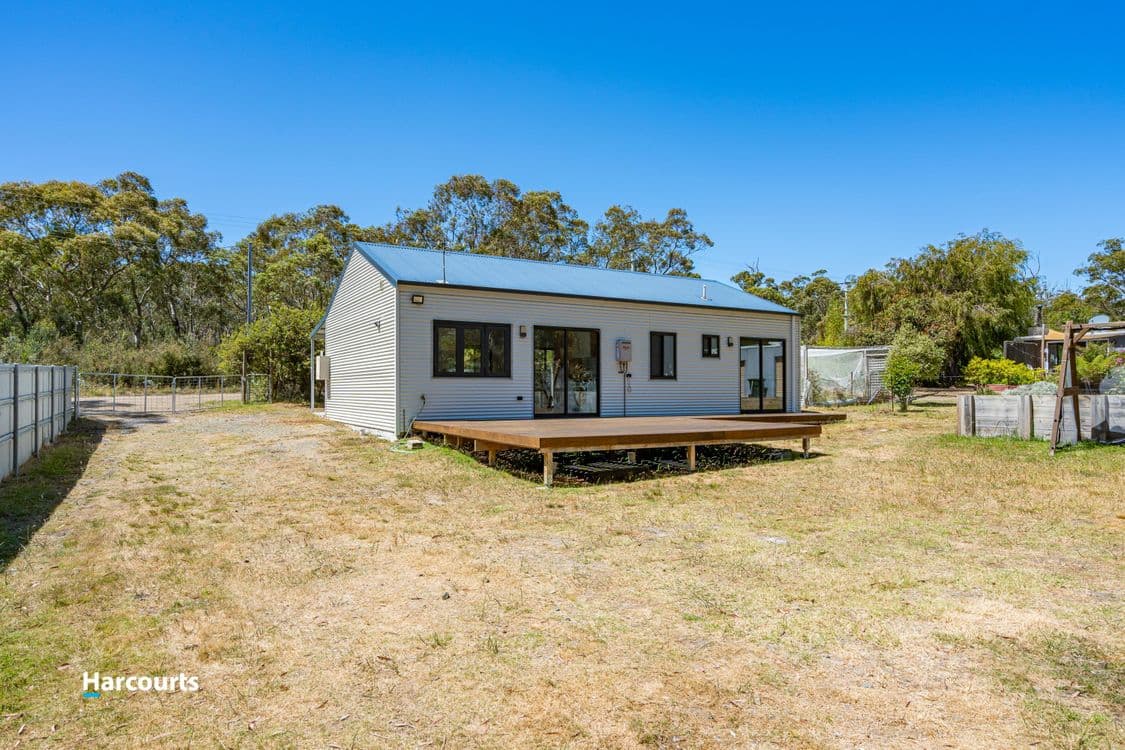 24 Flakemores Road, EGGS AND BACON BAY, TAS 7112, Eggs And Bacon Bay - Thumbnail 4