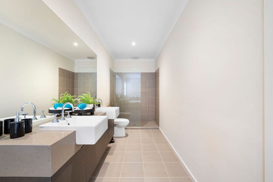 27 Rippleside Terrace, TARNEIT, VIC 3029, Tarneit - Thumbnail 3
