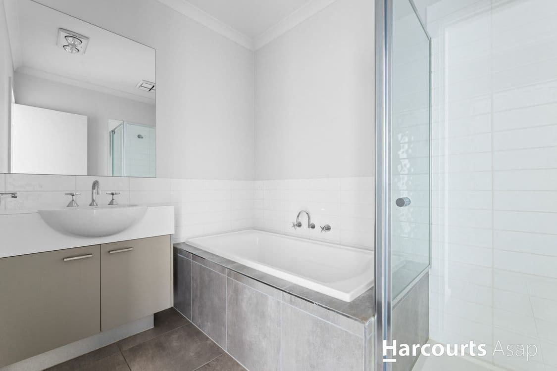 10 Portrait Place, CLYDE NORTH, VIC 3978, Clyde North - Thumbnail 7