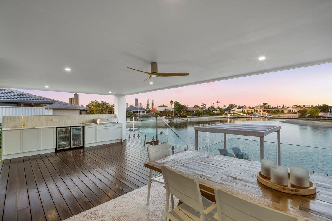 210 Sunshine Boulevard, MERMAID WATERS, QLD 4218, Mermaid Waters - Image 1