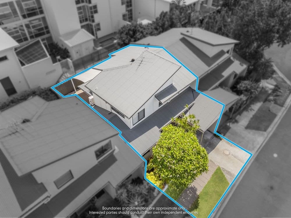 12 Reach Place, BULIMBA, QLD 4171, Bulimba - Thumbnail 2