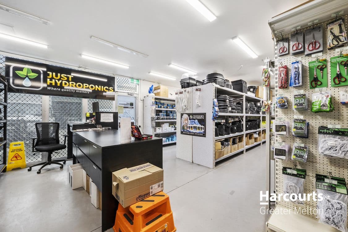 11/8-10 Vanessa Drive, RAVENHALL, VIC 3023, Ravenhall - Thumbnail 2