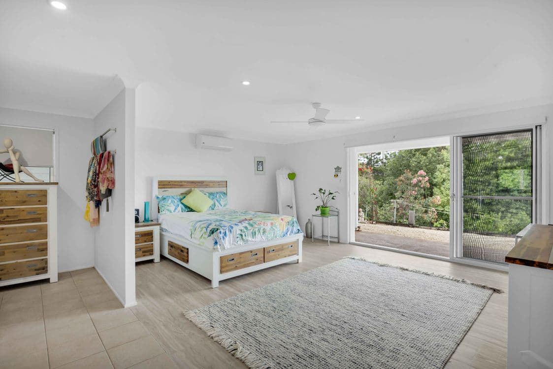 8 Pine Tree Drive, LAKE MACDONALD, QLD 4563, Lake Macdonald - Thumbnail 6