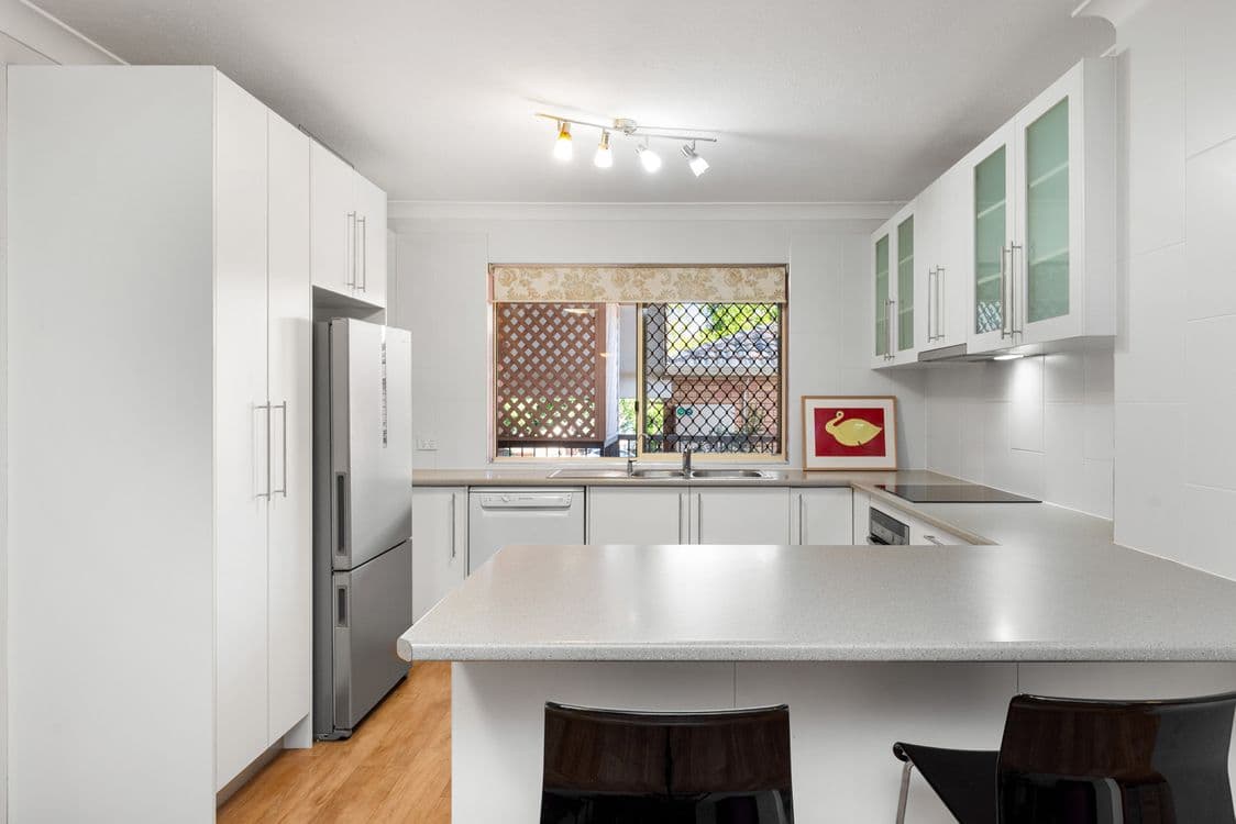 2/16 Dickenson Street, CARINA, QLD 4152, Carina - Thumbnail 4
