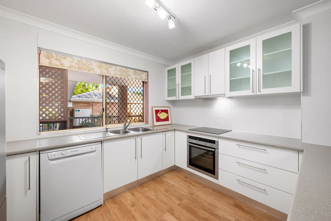 2/16 Dickenson Street, CARINA, QLD 4152, Carina - Thumbnail 5