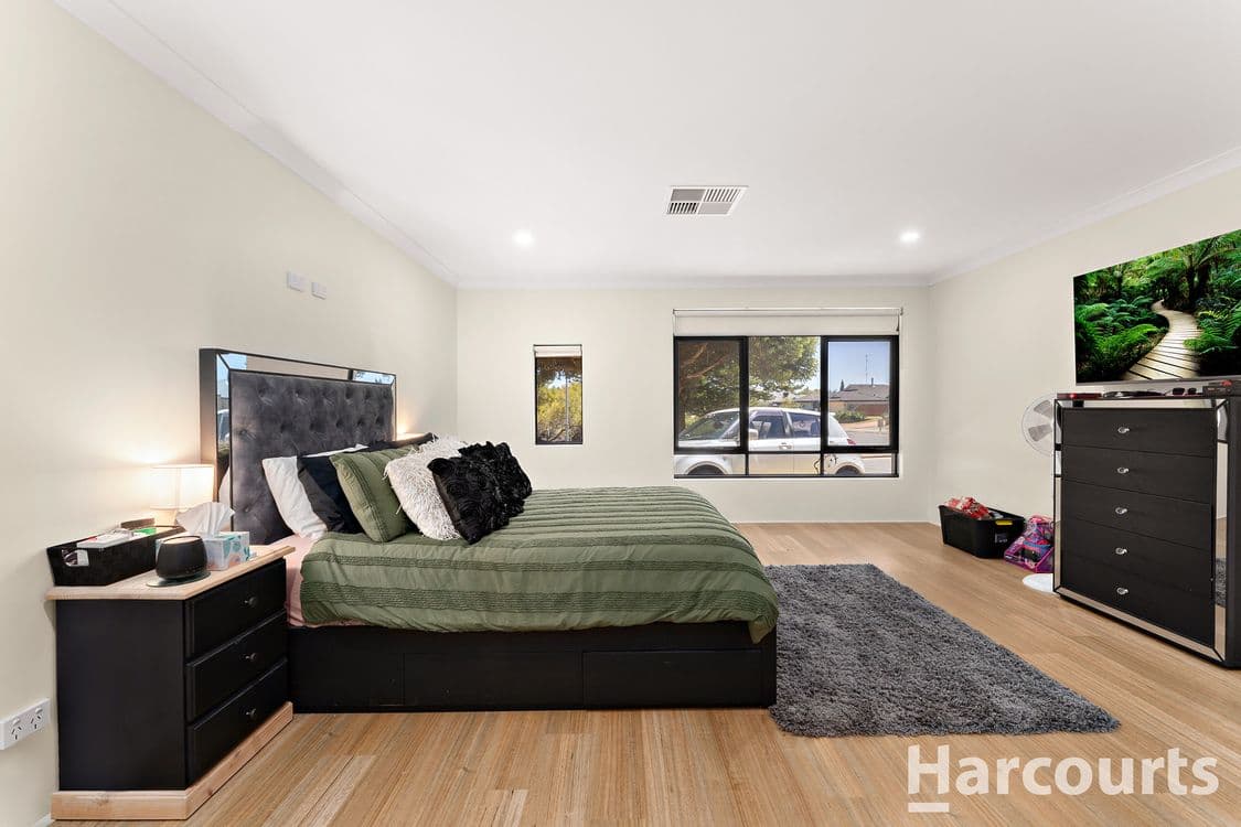 26 Boardwalk Boulevard, HALLS HEAD, WA 6210, Halls Head - Thumbnail 4
