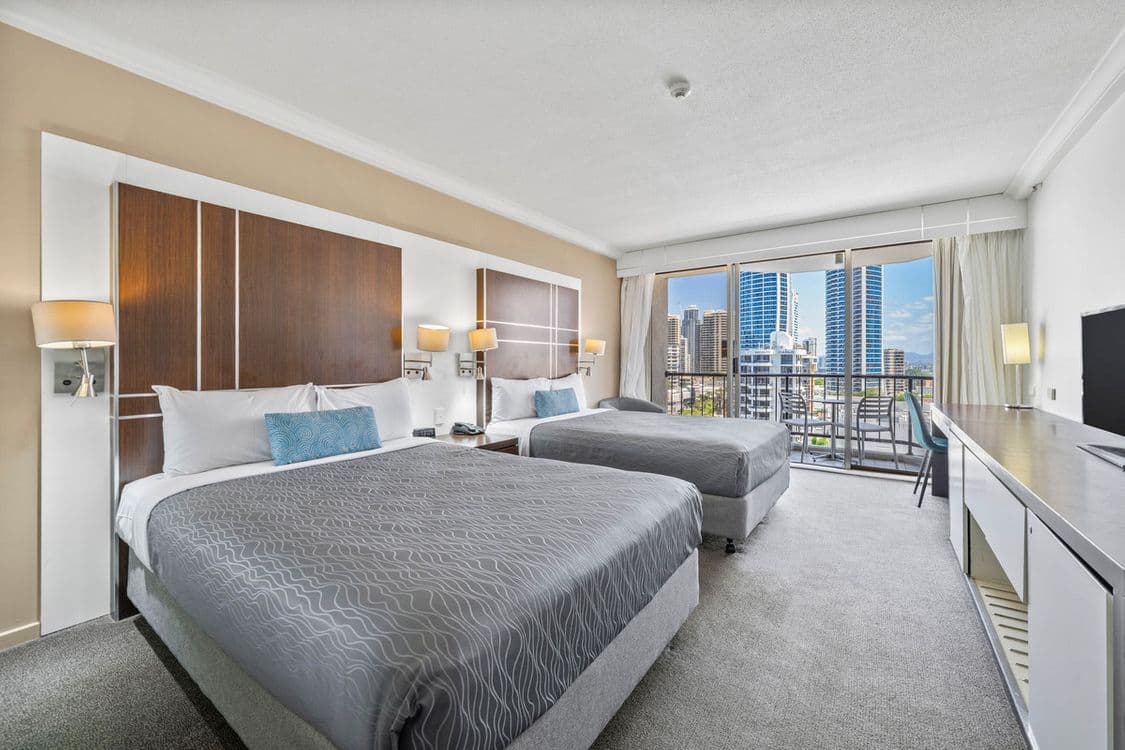 1021/22 View Avenue, Surfers Paradise, QLD 4217, Surfers Paradise - Thumbnail 2