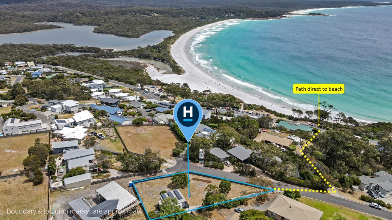 34 Highcrest Avenue, BINALONG BAY, TAS 7216, Binalong Bay - Thumbnail 2