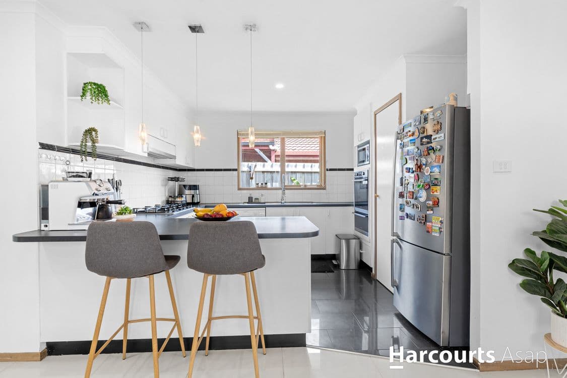 31 Beckington Crescent, Hampton Park, VIC 3976, Hampton Park - Thumbnail 3