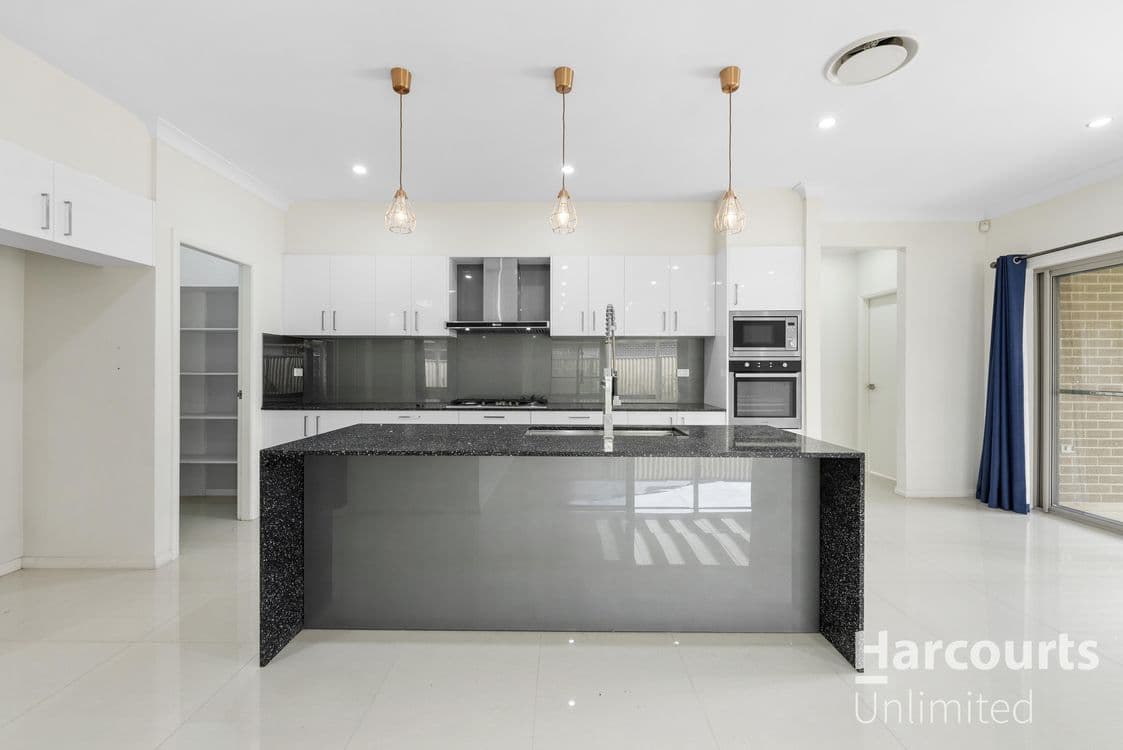 20 Firetail Grove, PLUMPTON, NSW 2761, Plumpton - Thumbnail 4