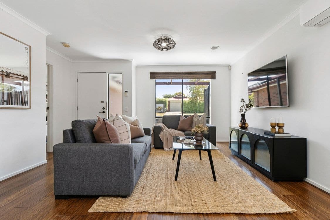 10 Playfield Grove, Mornington, VIC 3931, Mornington - Thumbnail 4