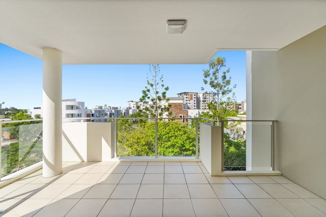 9/62 Riverwalk Avenue, Robina, QLD 4226, Robina - Thumbnail 5