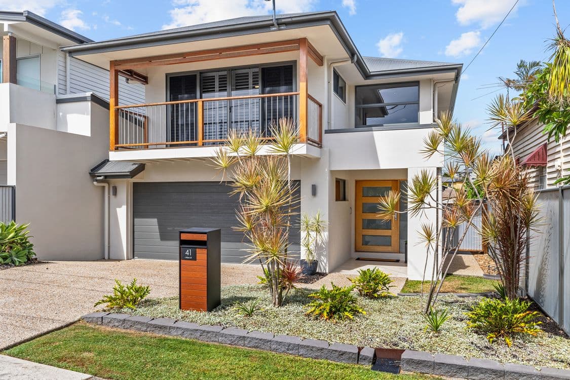 41 Allen Street, WYNNUM, QLD 4178, Wynnum - Image 1