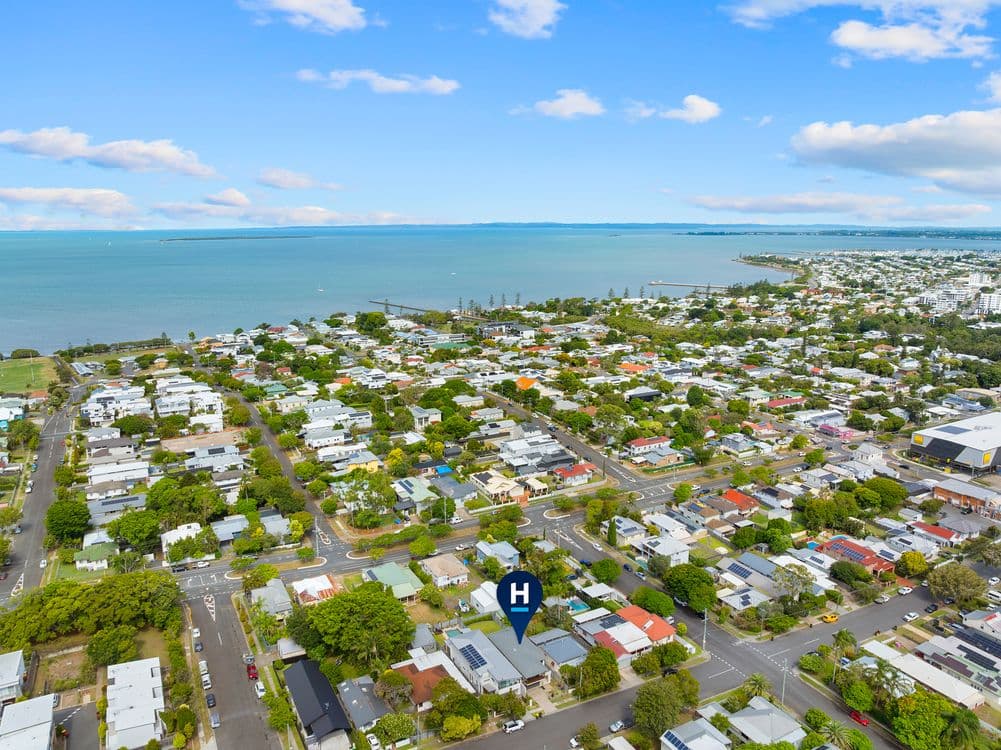 41 Allen Street, WYNNUM, QLD 4178, Wynnum - Thumbnail 2
