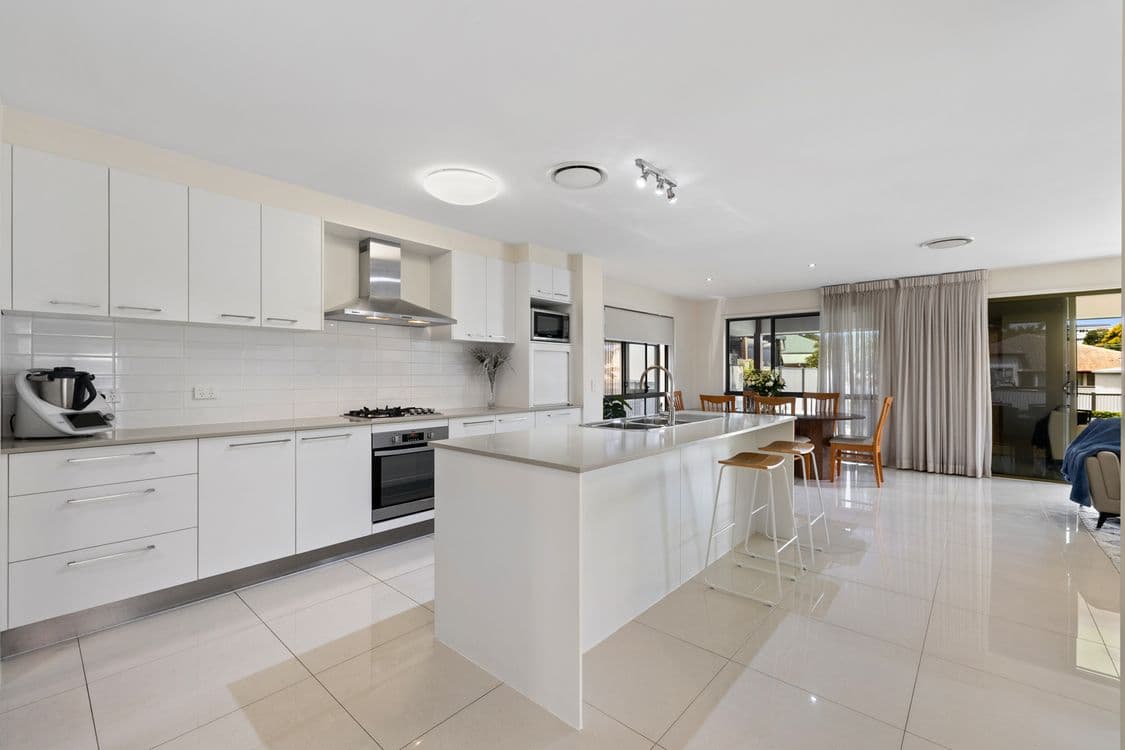 41 Allen Street, WYNNUM, QLD 4178, Wynnum - Thumbnail 8