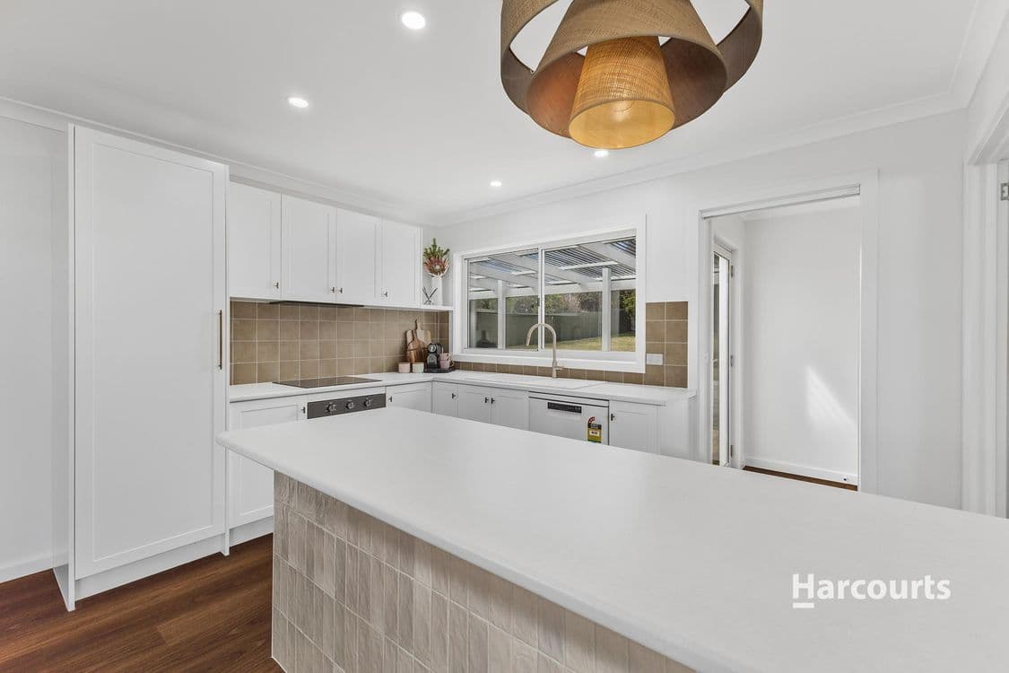 29 Van Diemens Crescent, PARK GROVE, TAS 7320, Park Grove - Thumbnail 3