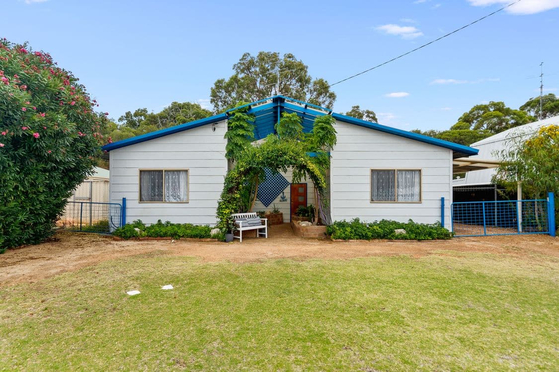 42 Fairway Terrace, PRESTON BEACH, WA 6215, Preston Beach - Thumbnail 2
