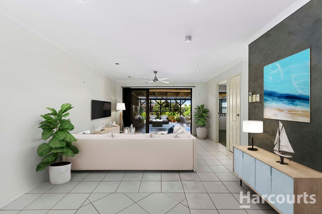 2/11 Lockerbie Court, KAWUNGAN, QLD 4655, Kawungan - Image 1