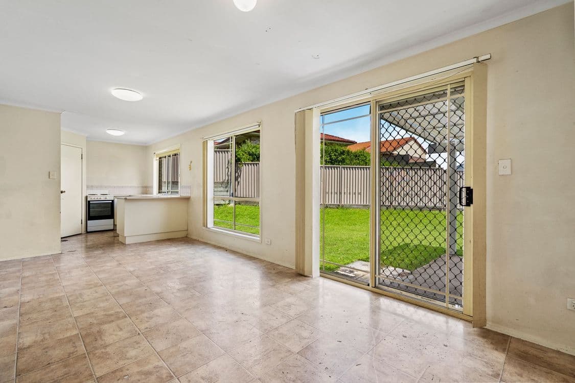 50 McKinley Street, EAGLEBY, QLD 4207, Eagleby - Thumbnail 5