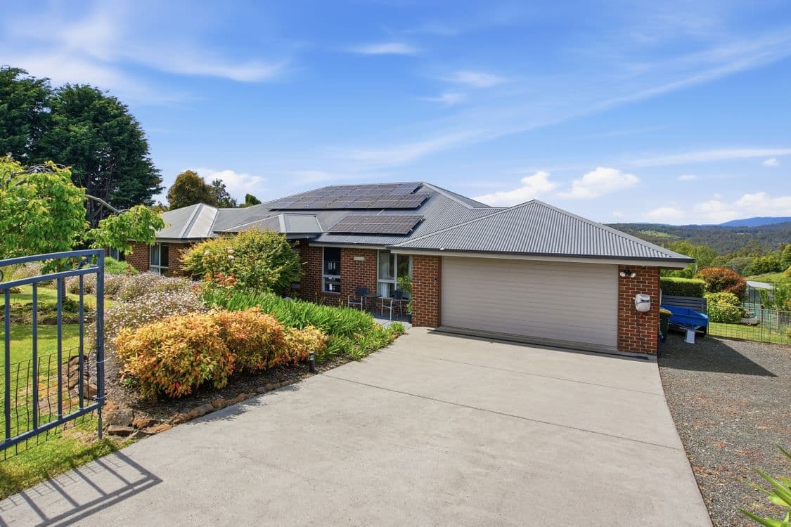 12 Skyline Avenue, GRINDELWALD, TAS 7277, Grindelwald - Thumbnail 3