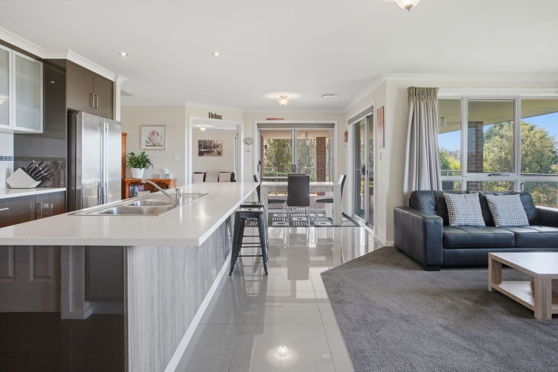 12 Skyline Avenue, GRINDELWALD, TAS 7277, Grindelwald - Thumbnail 4