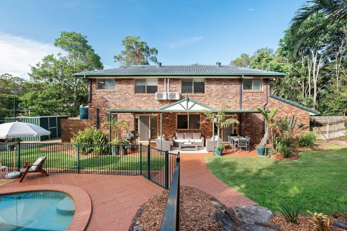 8 Gibson Crescent, BELLBOWRIE, QLD 4070, Bellbowrie - Thumbnail 4
