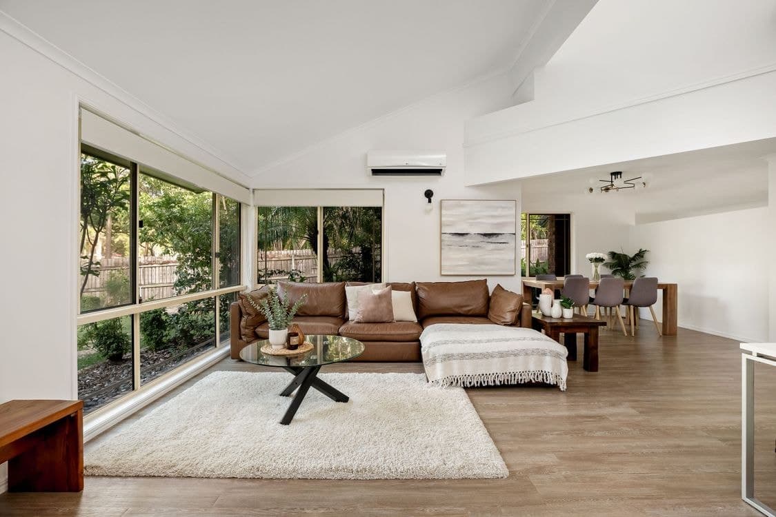 8 Gibson Crescent, BELLBOWRIE, QLD 4070, Bellbowrie - Thumbnail 6