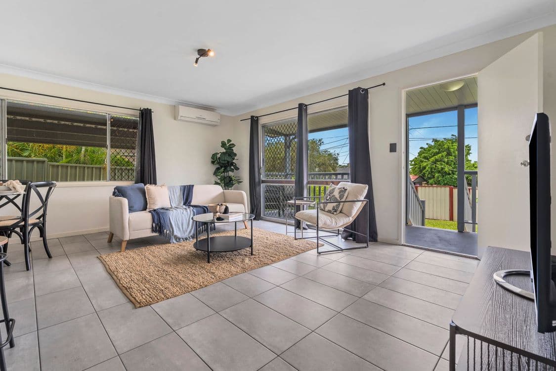18 Skyline Drive, KINGSTON, QLD 4114, Kingston - Thumbnail 5