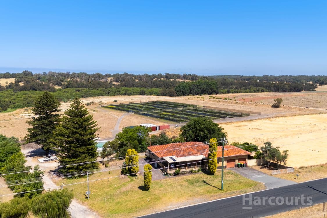 187 Karoborup Road, CARABOODA, WA 6033, Carabooda - Thumbnail 2