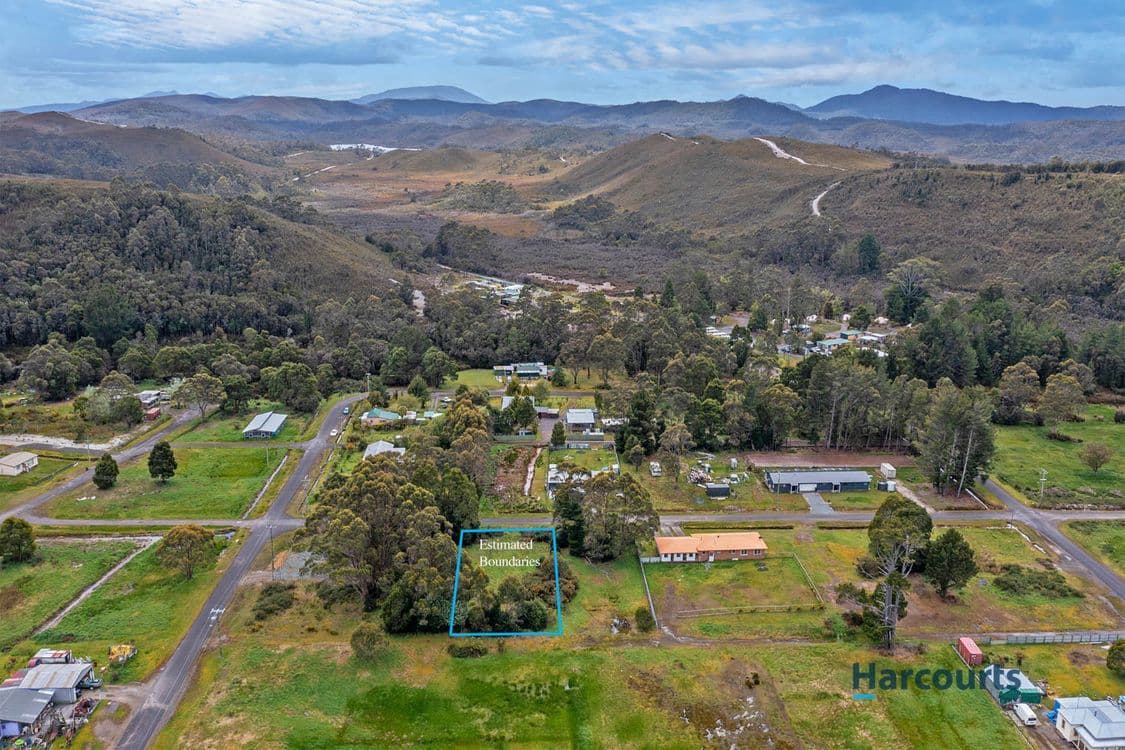 15 Adams Street, ZEEHAN, TAS 7469, Zeehan - Thumbnail 3