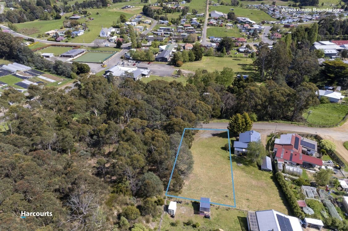 33 Kent Street, GEEVESTON, TAS 7116, Geeveston - Image 1