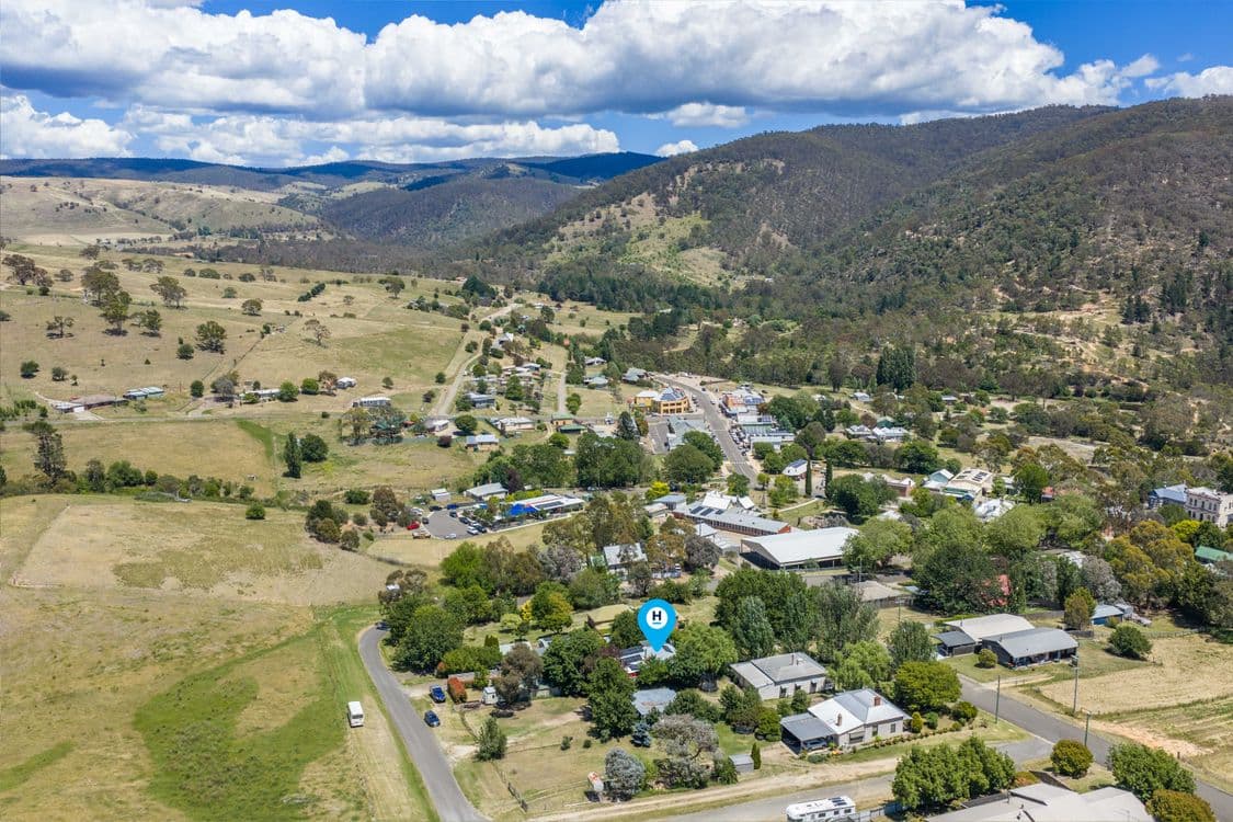 20 Mitta Street, OMEO, VIC 3898, Omeo - Thumbnail 2