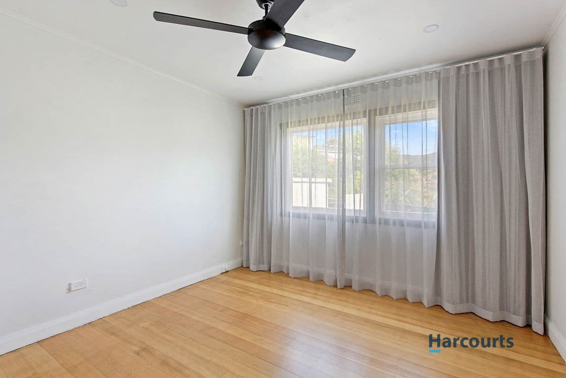 19 Elliott Street, QUEENSTOWN, TAS 7467, Queenstown - Thumbnail 5