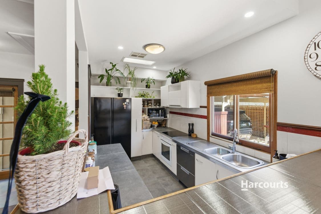 27 Risby Street, ULVERSTONE, TAS 7315, Ulverstone - Thumbnail 6