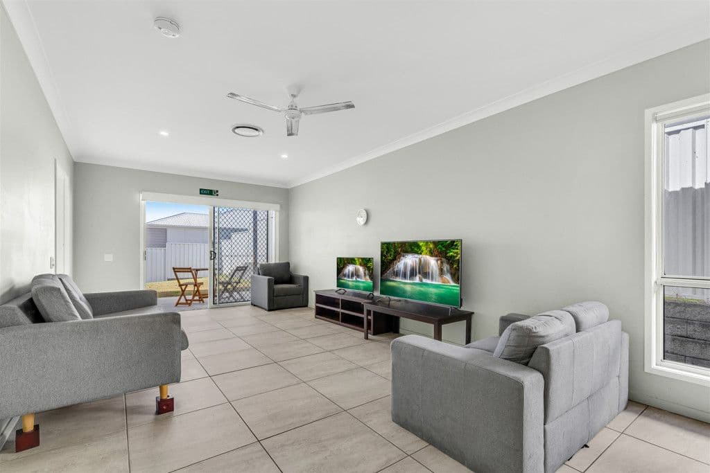 58 North High Street, BRASSALL, QLD 4305, Brassall - Thumbnail 2