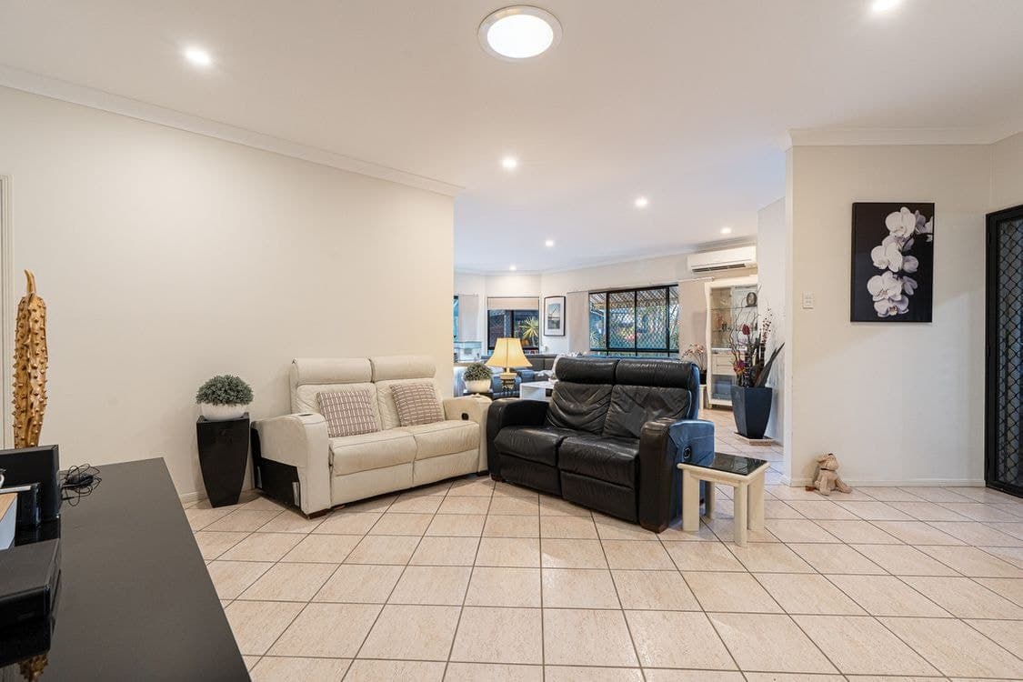 35 Silvereye Crescent, Albany Creek, QLD 4035, Albany Creek - Thumbnail 4