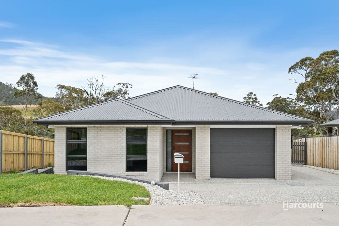 38 Angelina Drive, ROKEBY, TAS 7019, Rokeby - Thumbnail 2