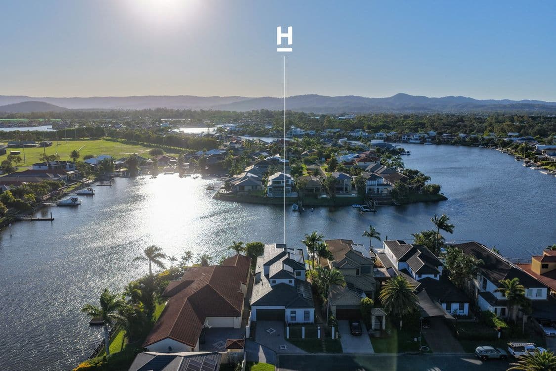 16 Saltair Grove, Helensvale, QLD 4212, Helensvale - Thumbnail 4