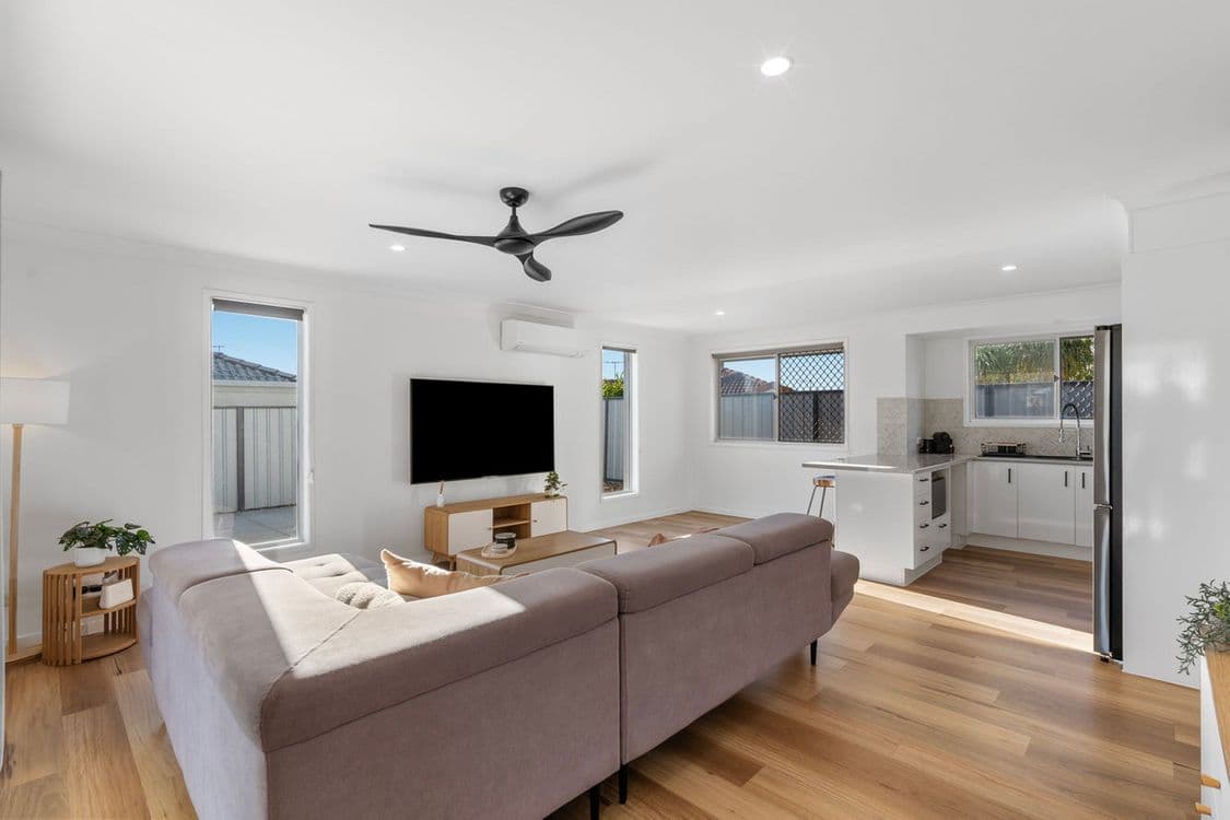 1 Frederick Street, Banksia Beach, QLD 4507, Banksia Beach - Thumbnail 2