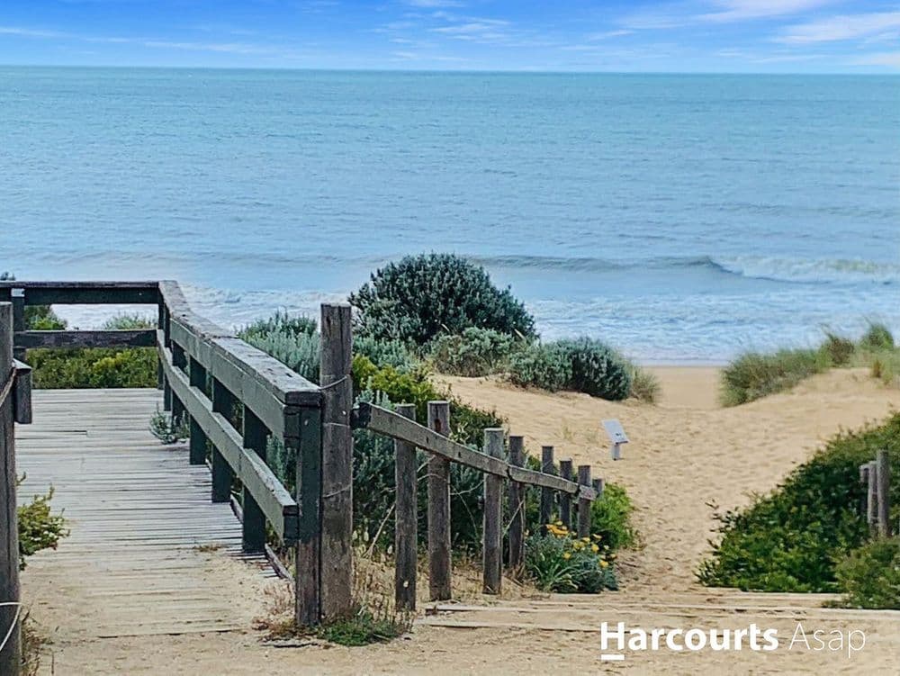 4 Surf Edge Drive, Golden Beach, VIC 3851, Golden Beach - Thumbnail 6