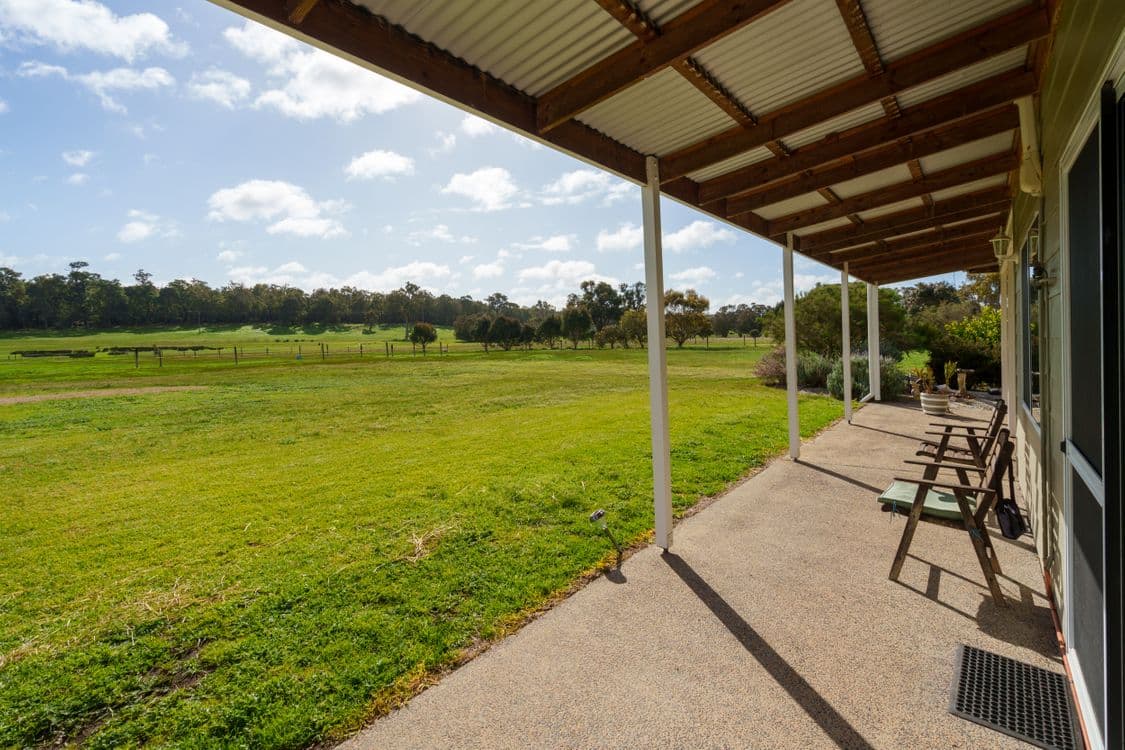 MANJIMUP WA, Manjimup - Thumbnail 2