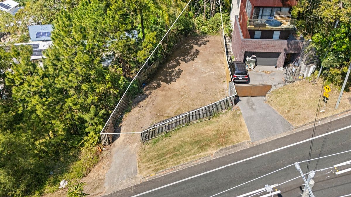 34 Tabilban Street, Burleigh Heads, QLD 4220, Burleigh Heads - Thumbnail 7