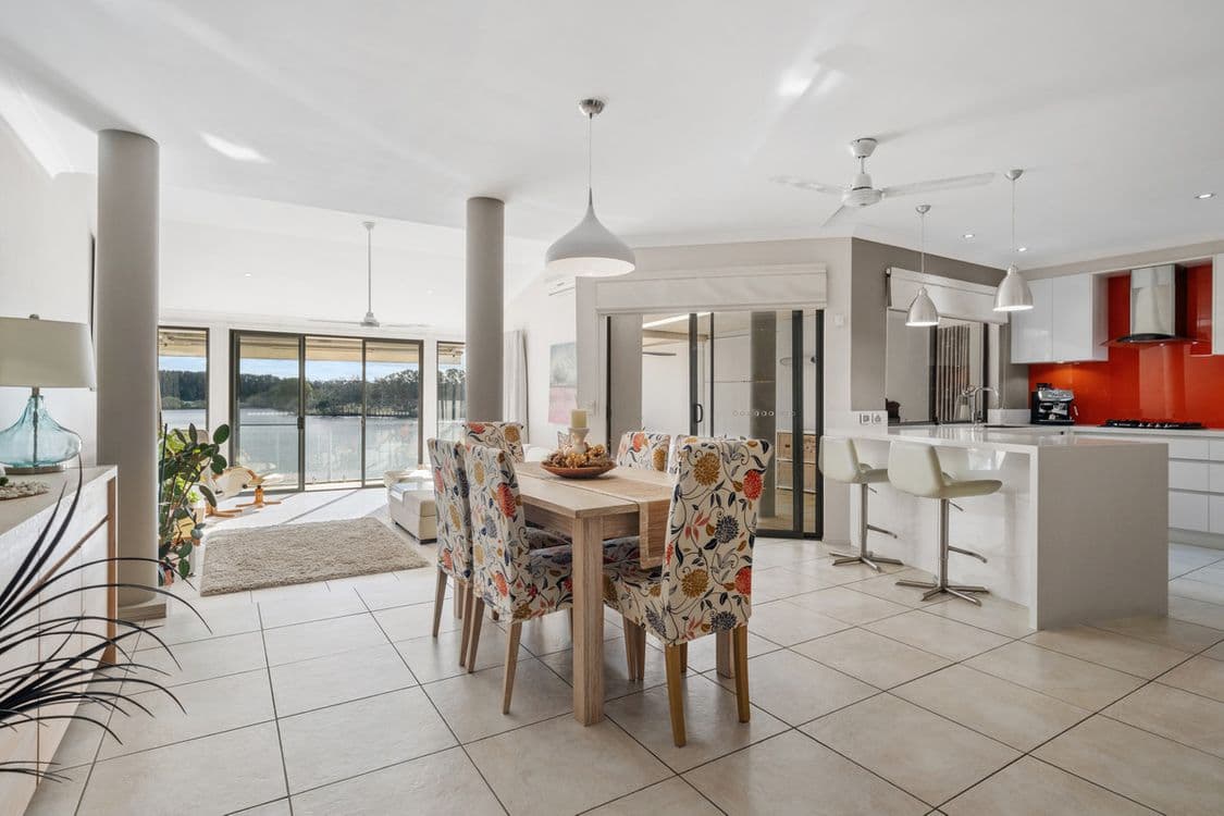 1 Greystone/125 Santa Cruz Boulevard, Clear Island Waters, QLD 4226, Clear Island Waters - Thumbnail 6