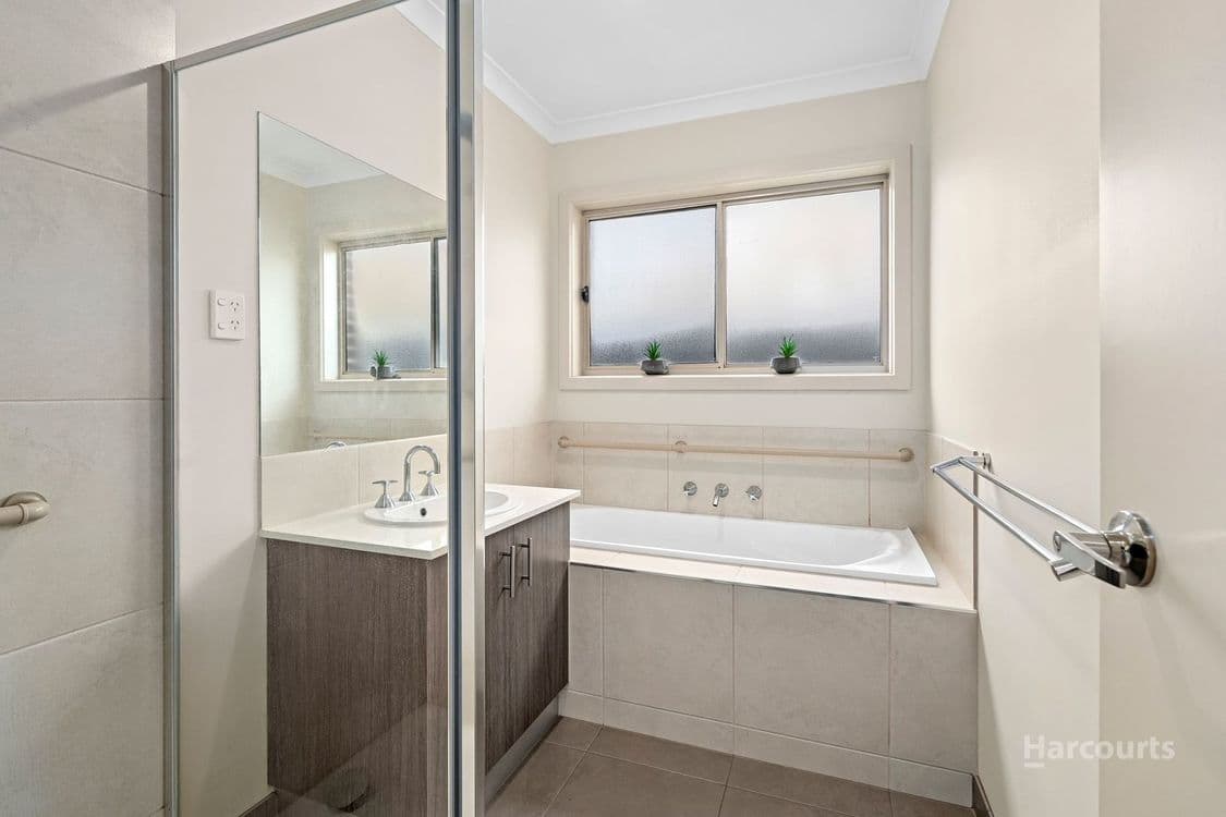 2/11 Alder Crescent, Bell Park, VIC 3215, Bell Park - Thumbnail 4