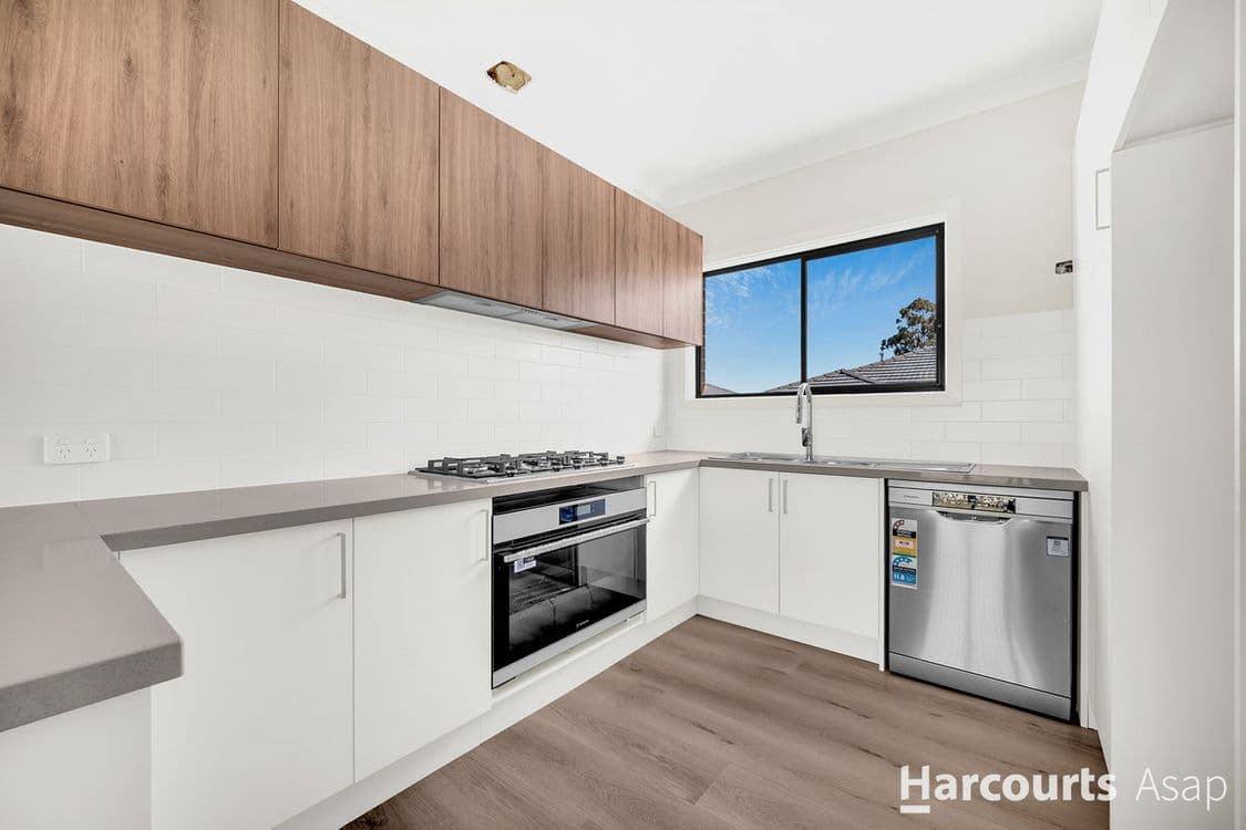 165 Pakenham Road, Pakenham, VIC 3810, Pakenham - Thumbnail 3